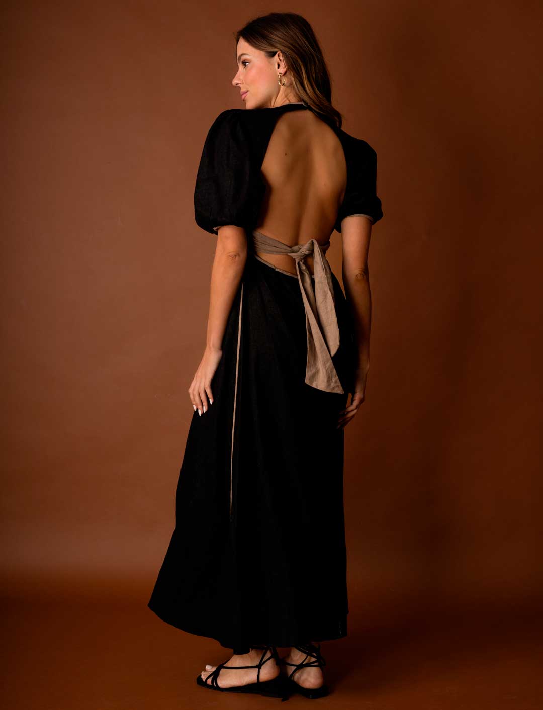 VESTIDO LINO CAPRI NEGRO C-Vive Colombia