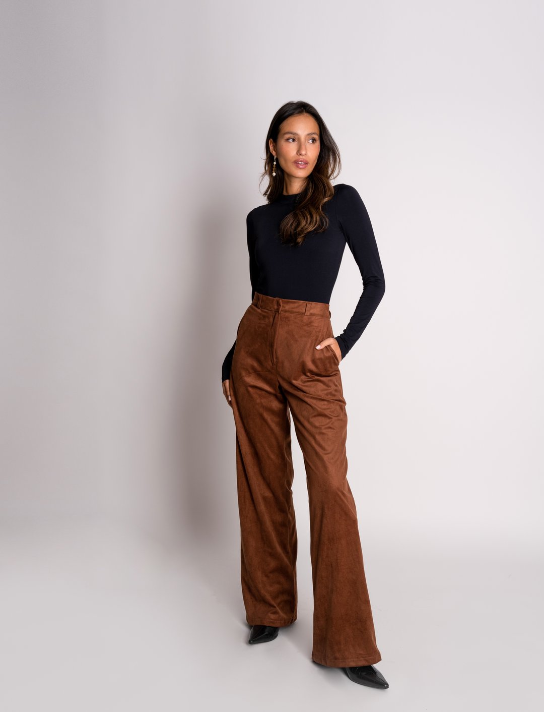 PANTALÓN DENVER GAMUZA CAMEL C-Vive