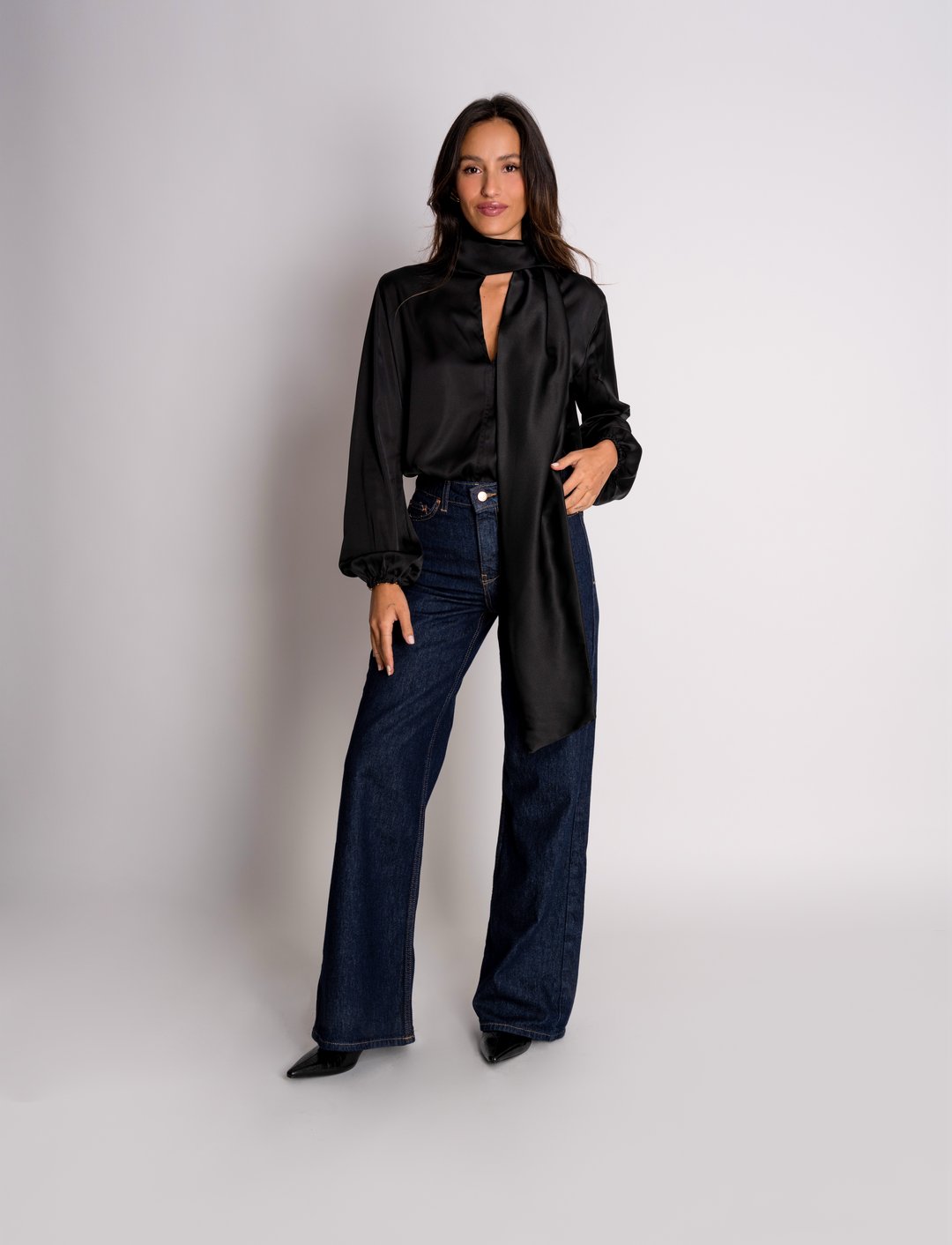 BLUSA MICAELA NEGRA C-Vive